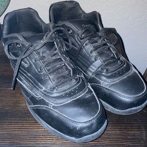 TredSafe Slip Resistant Men’s Wide Work Shoes